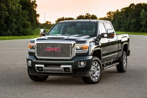 GMC Sierra 2500 HD Denali Crew Cab 2016 года